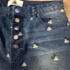Disney Parks Mickey Mouse Button Up Shorts 5 pocket - vacation , summer, casual